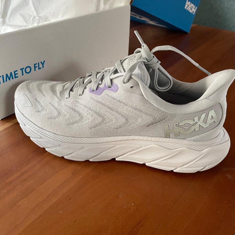 Hoka Arahi 6 Womens Size 8.5
